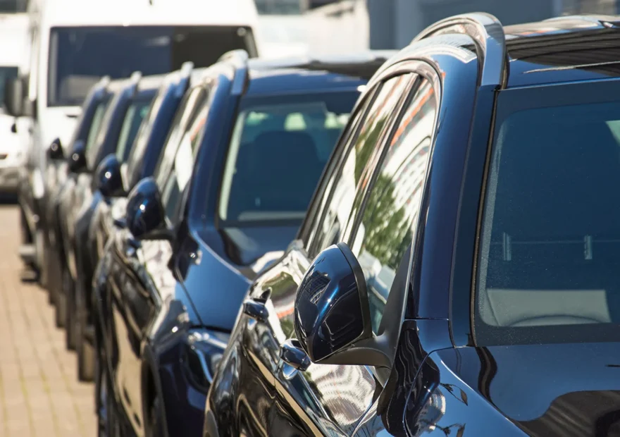 Vitrage automobile pour une flotte de véhicules professionnels